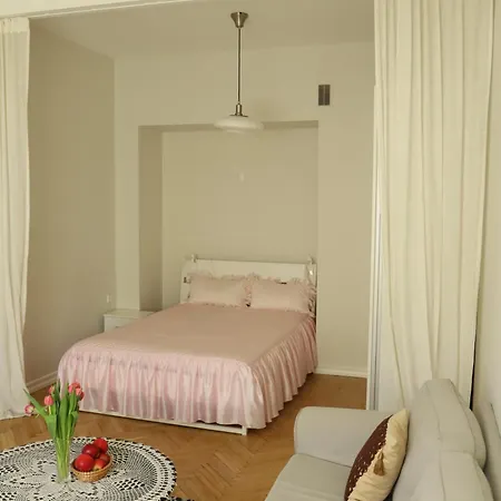 Bright And Cozy For Two, Center Apartament